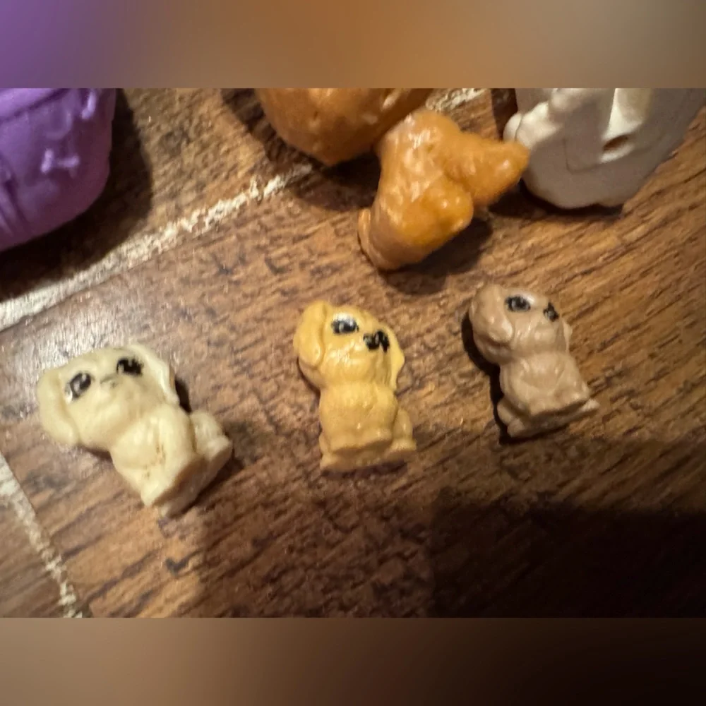 Barbie Chelsea puppies replacement newborn puppies, scale, tub, Carrier, lot